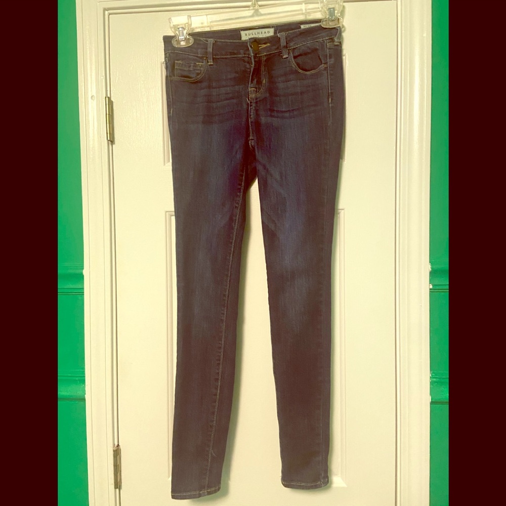 Bullhead Dark Wash "Mid Rise Skinniest" Size 24